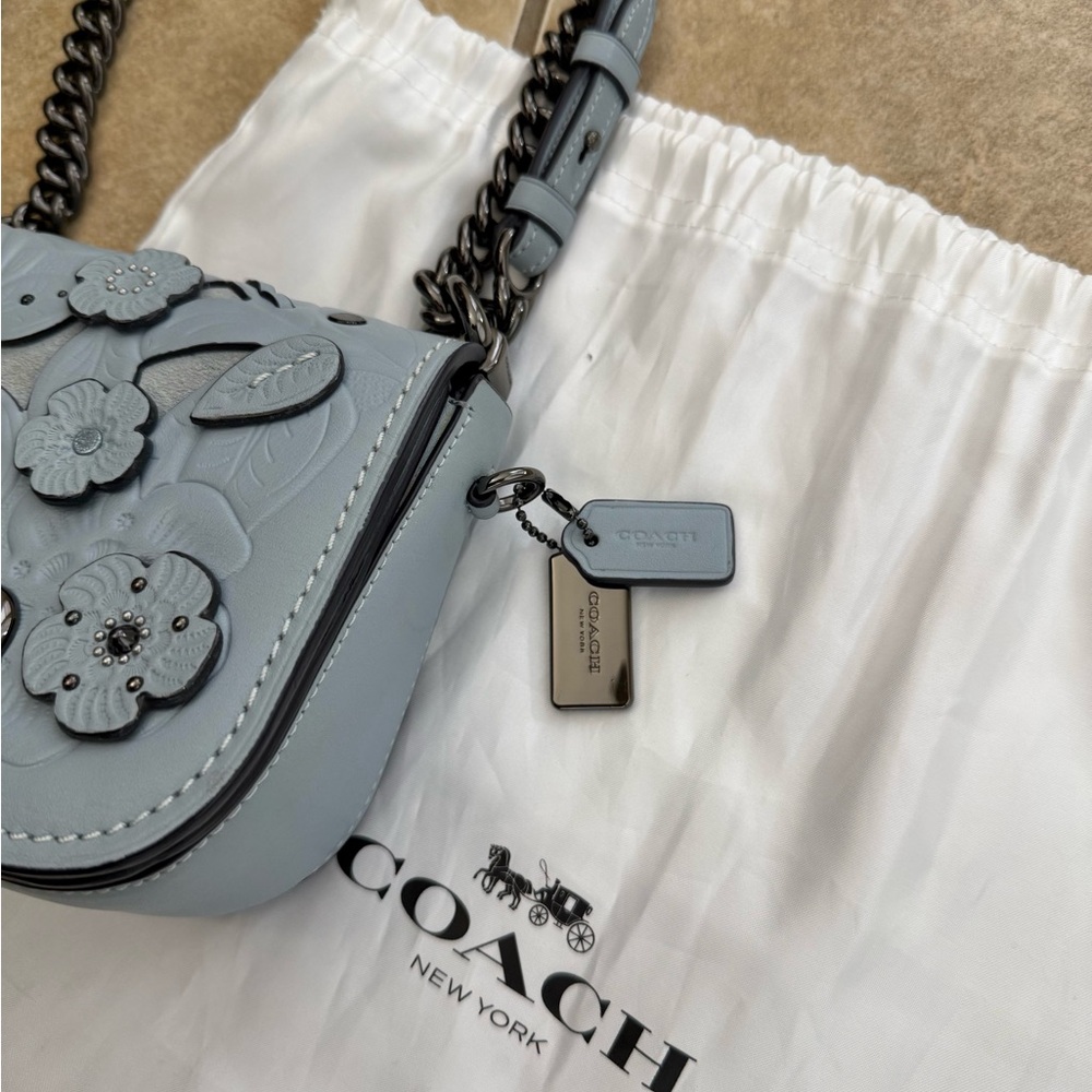 COACH Floral Embellished Blue Shoulder/ Crossbody purse - Picture 6 of 14